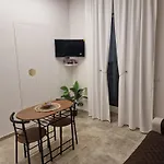Апартаменты Majena House
