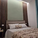 Апартаменты Majena House